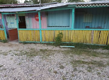 belize/maya-mountains/restaurant/kayla-s-cool-spot