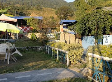 nepal/pokhara/phewa-lake/restaurant/tourist-road-bistro-good-food-with-great-ambience