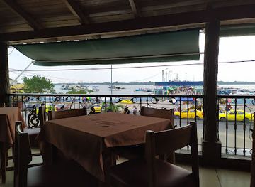 ecuador/el-oro-region/restaurant/waikiki-s-restaurant-bar