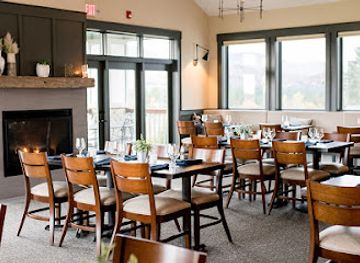 new-hampshire/franconia-notch-state-park/restaurant/panorama-six82