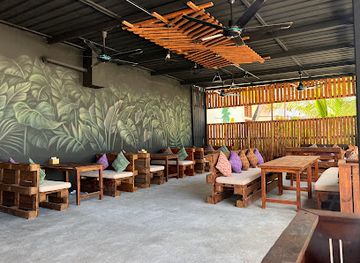 maldives/maafushi-island/restaurant/cafe-lupper