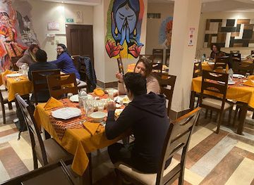 bolivia/la-paz-valley/restaurant/curry-house