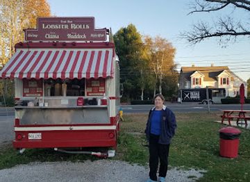 maine/kennebunkport/restaurant/ocean-roll