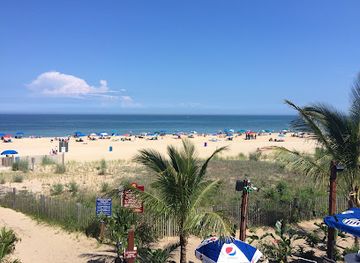 maryland/ocean-city-beach/restaurant/wahoo-beach-bar-grill