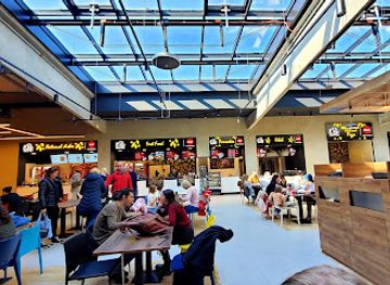 bosnia-and-herzegovina/tuzla-canton/restaurant/mama-mia-food-court