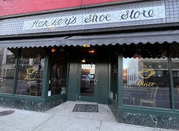 maine/augusta/restaurant/downtown-diner