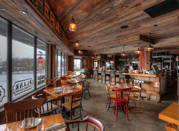canada/okanagan/restaurant/plank-restobar