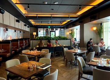 texas/austin/downtown-austin/restaurant/corinne-austin