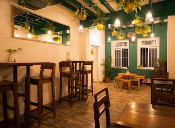 india/mysore/restaurant/neon-castle