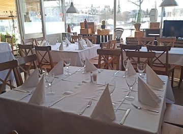 finland/lake-saimaa/restaurant/restaurant-kulmahuone