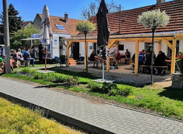 czechia/south-moravia/restaurant/greek-bistro-nove-mlyny