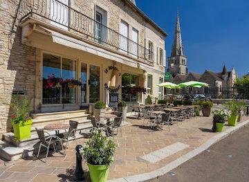 france/burgundy-vineyards/restaurant/le-bouchon