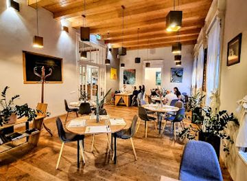 hungary/miskolc/restaurant/dulo-etterem