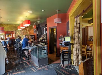 new-york/buffalo/restaurant/betty-s