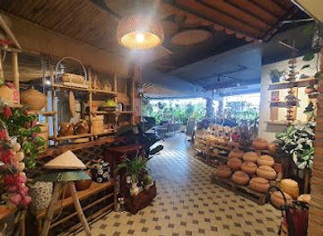 vietnam/ho-chi-minh-city/binh-thanh-district/restaurant/nha-hang-tre