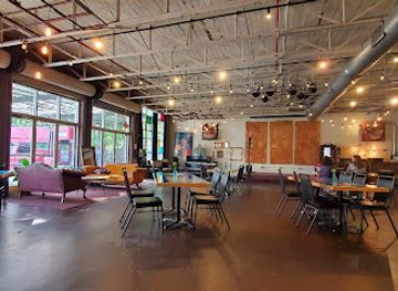 tennessee/ruby-falls/restaurant/adelle-s-creperie