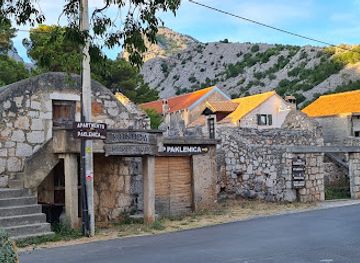 croatia/paklenica-national-park/restaurant/taverna-konoba-marasovic