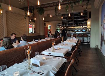 netherlands/amsterdam/museumplein/restaurant/barpiazza