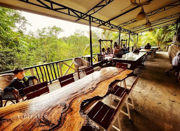 philippines/taal-volcano/restaurant/cafe-at-the-ranch