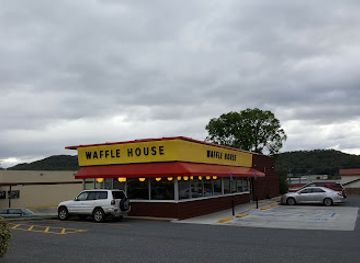 alabama/lake-guntersville-state-park/restaurant/waffle-house