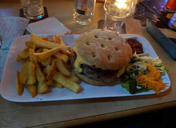 luxembourg/diekirch/restaurant/the-smugglers-inn