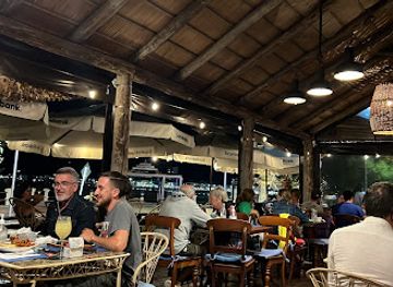 uruguay/piriapolis/restaurant/ocho-nudos