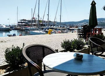 greece/kavala/restaurant/aparto-bistro-cafe-bar
