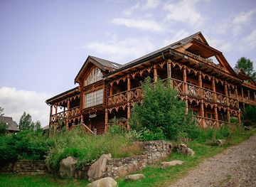 ukraine/vorokhta/restaurant/koruna