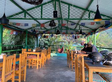 nepal/pokhara/phewa-lake/restaurant/green-beach-pokhara-restaurant-and-bar-bbq