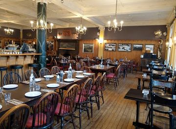 new-zealand/dunedin/restaurant/etrusco-at-the-savoy