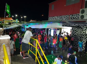 saint-lucia/canaries/restaurant/club-whispers-restaurant-bar