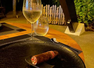 maldives/fulidhoo/restaurant/main-restaurant