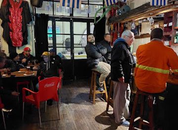 uruguay/montevideo/ciudad-vieja/restaurant/el-perro-que-fuma