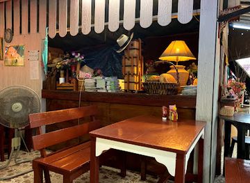 thailand/ayutthaya/restaurant/jintana-service