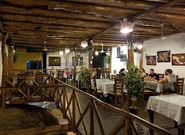 peru/nazca-lines/restaurant/mamashana-cafe-restaurante