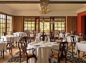 kenya/mount-kenya-national-park/restaurant/tusks-restaurant-and-terrace