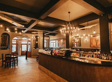 romania/brasov/restaurant/four-roses