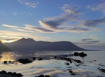 iceland/dynjandi-waterfall/restaurant/vestur-restaurant-n1-patreksfjorour