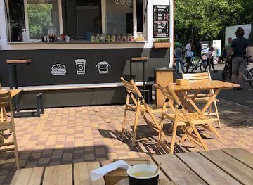 ukraine/odessa-region/restaurant/truckttoria