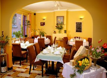belgium/hainaut-hills/restaurant/aux-9-tilleuls