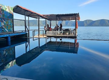 el-salvador/lake-coatepeque/restaurant/tiki-island-hostal-y-restaurante-lago-coatepeque