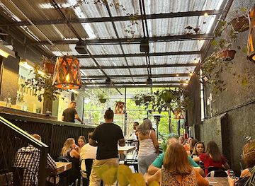 brazil/south-region/restaurant/eat-kitchen