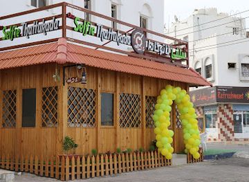 oman/sur/restaurant/oru-selfie-thattukada
