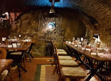slovakia/gemer/restaurant/modra-hviezda-blue-star