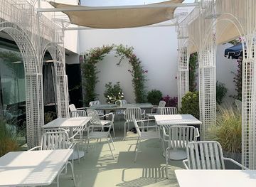 kuwait/jaber-al-ahmad-cultural-centre/restaurant/table-otto-al-shaheed-park