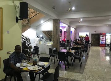 nigeria/kano/restaurant/igwe-s-palace