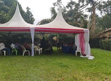 uganda/busoga/restaurant/la-bodega-lounge-and-deck-pizzeria-the-swiss-cottage