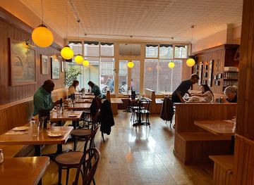 ireland/dublin/temple-bar/restaurant/elephant-castle