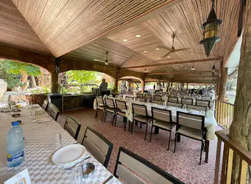 Al Bohsasa Restaurant مطعم نبع البحصاصه