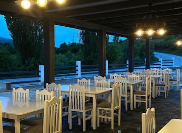 romania/mehedinti/restaurant/restaurant-river